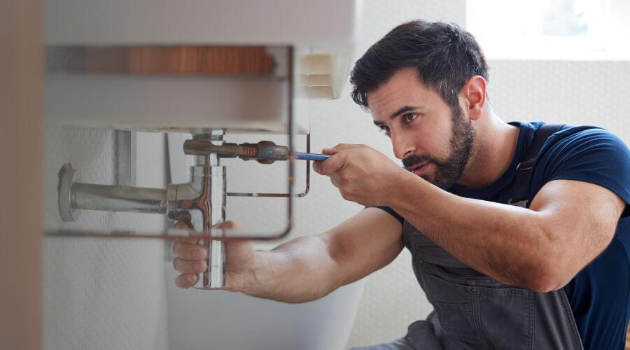 Professional water heater installation services in Palestine, AR